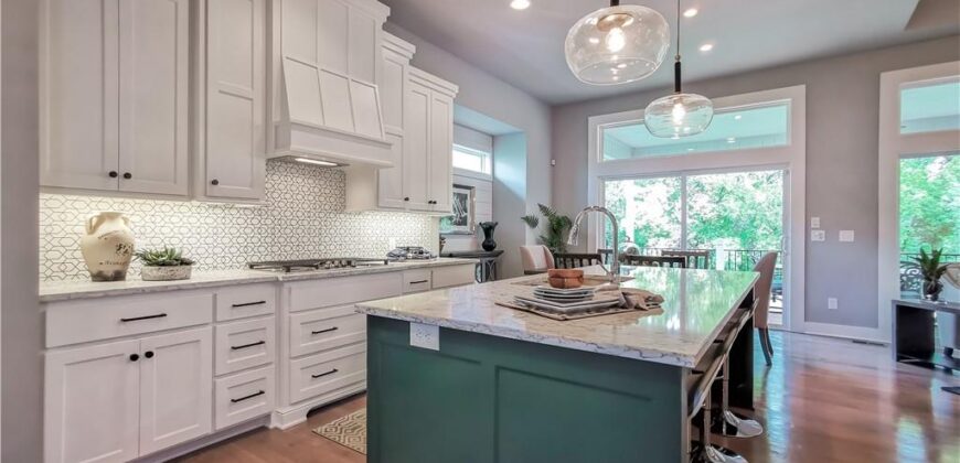 7003 N Polk Avenue, Kansas City, MO 64151