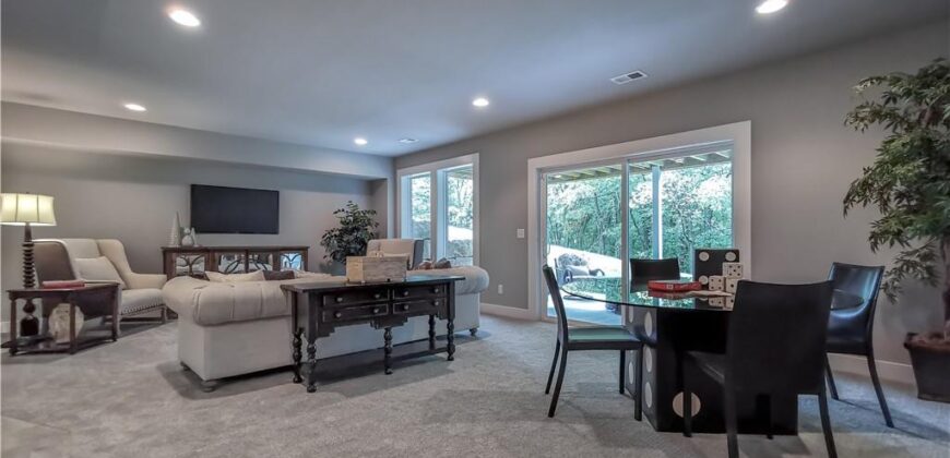 7003 N Polk Avenue, Kansas City, MO 64151