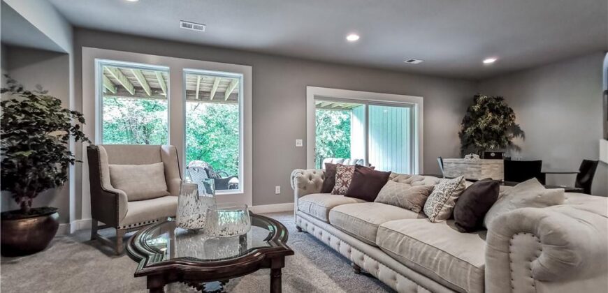 7003 N Polk Avenue, Kansas City, MO 64151