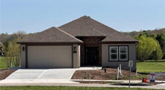 2121 Greenfield Point, Kearney, MO 64060