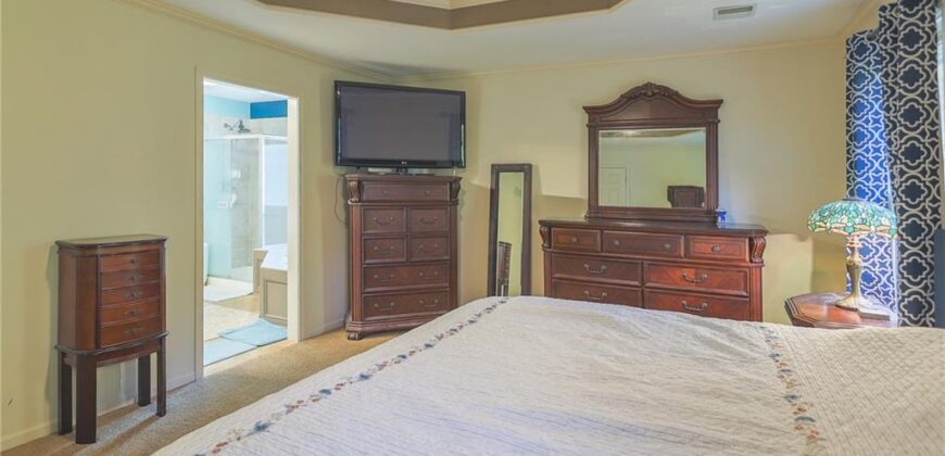 9001 N MANNING Avenue, Kansas City, MO 64157