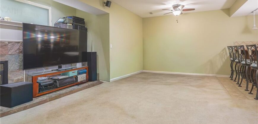 9001 N MANNING Avenue, Kansas City, MO 64157