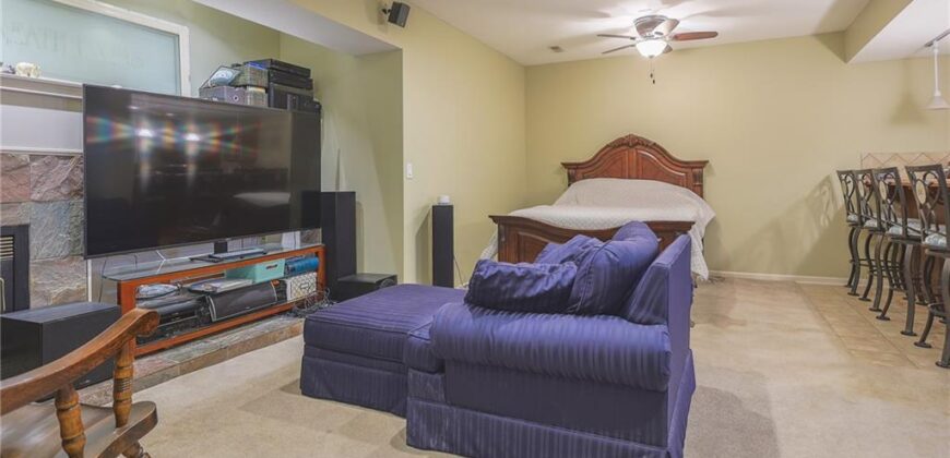 9001 N MANNING Avenue, Kansas City, MO 64157