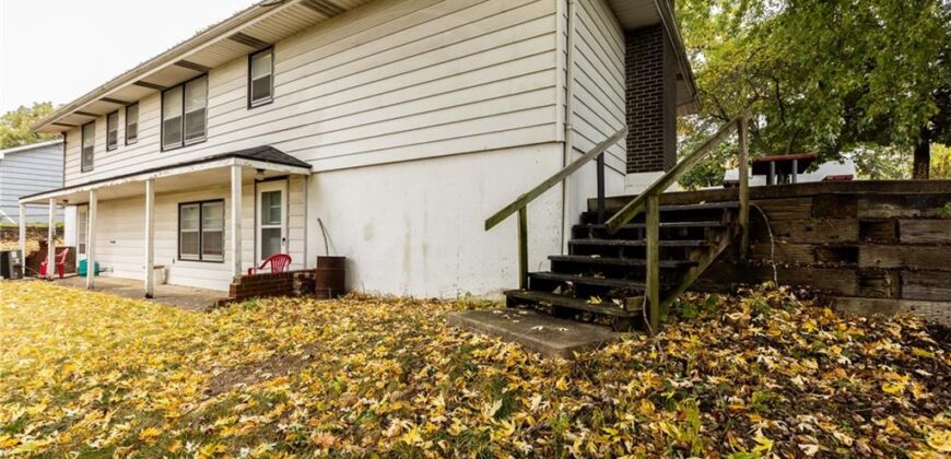 483 NE Meadowbrook Road, Kansas City, MO 64119