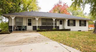 483 NE Meadowbrook Road, Kansas City, MO 64119