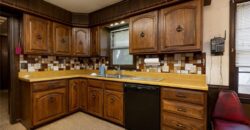 483 NE Meadowbrook Road, Kansas City, MO 64119