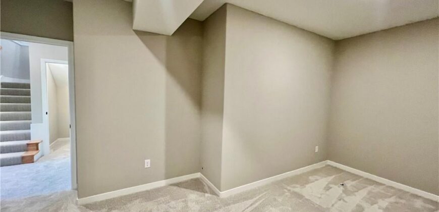 1909 Longview Drive, Liberty, MO 64068
