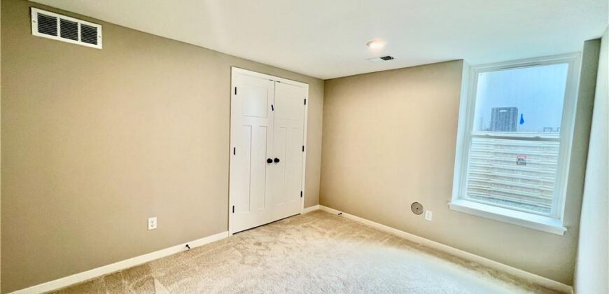 1909 Longview Drive, Liberty, MO 64068