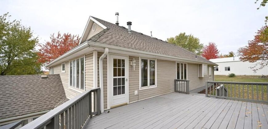 22745 S king Road, Weston, MO 64098