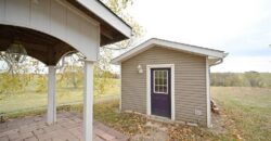 22745 S king Road, Weston, MO 64098