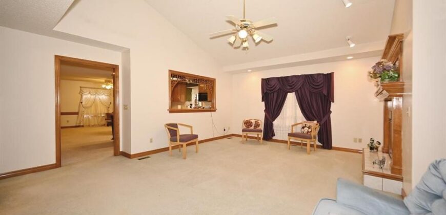 22745 S king Road, Weston, MO 64098