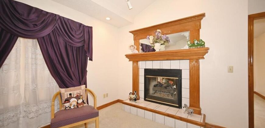 22745 S king Road, Weston, MO 64098