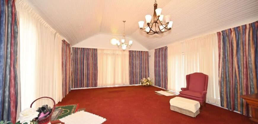 22745 S king Road, Weston, MO 64098