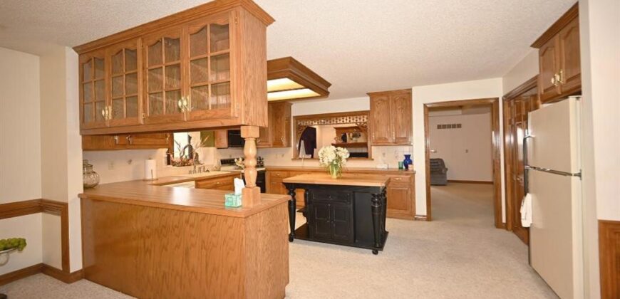 22745 S king Road, Weston, MO 64098