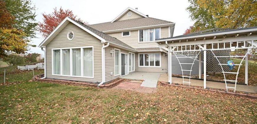 22745 S king Road, Weston, MO 64098