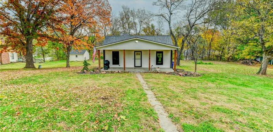 1117 1st Street, Platte City, MO 64079