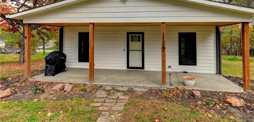 1117 1st Street, Platte City, MO 64079