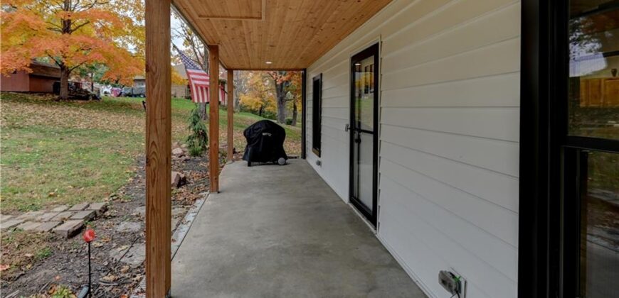 1117 1st Street, Platte City, MO 64079