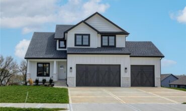 1849 Arbor Trail, Liberty, MO 64068