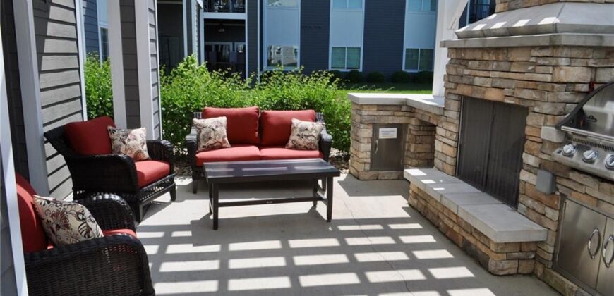 2651 NW Barry Road, Kansas City, MO 64154
