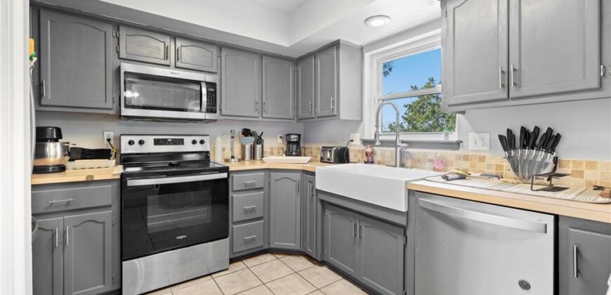 5826 N Delta Avenue, Kansas City, MO 64151