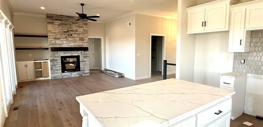 9810 N Laurel Avenue, Kansas City, MO 64157