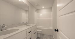 9810 N Laurel Avenue, Kansas City, MO 64157
