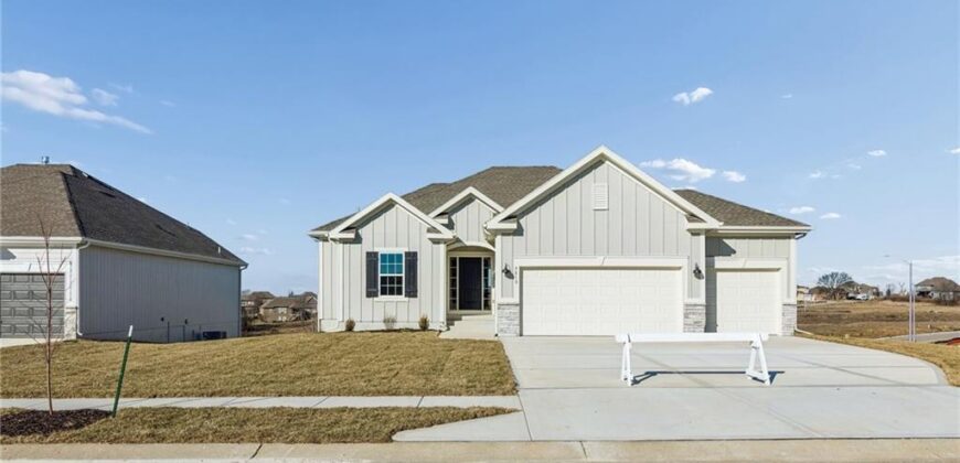 9810 N Laurel Avenue, Kansas City, MO 64157