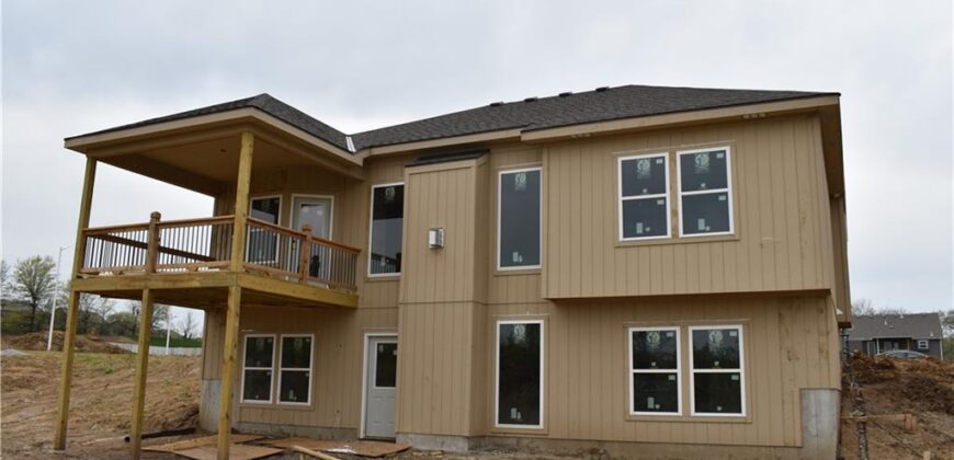 623 E 13th Street, Kearney, MO 64060