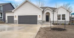 623 E 13th Street, Kearney, MO 64060