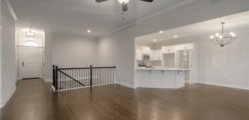 623 E 13th Street, Kearney, MO 64060