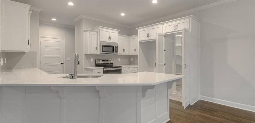 623 E 13th Street, Kearney, MO 64060