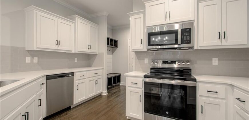 623 E 13th Street, Kearney, MO 64060