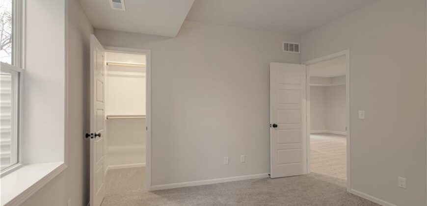 623 E 13th Street, Kearney, MO 64060
