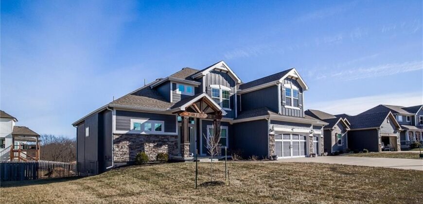 10423 N Chelsea Avenue, Kansas City, MO 64156