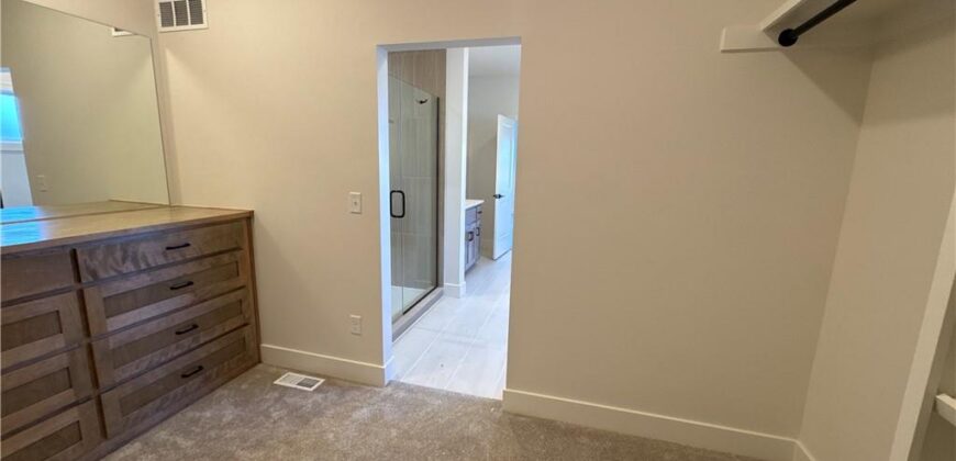 7551 NW Gower Avenue, Kansas City, MO 64151
