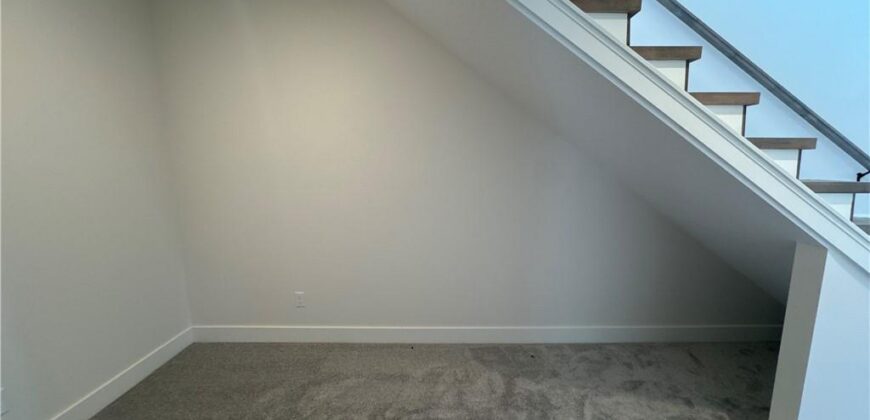 7551 NW Gower Avenue, Kansas City, MO 64151
