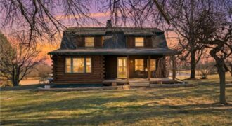 12703 N Robinhood Lane, Kansas City, MO 64164