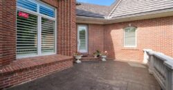 6006 West Shore Court, Parkville, MO 64152