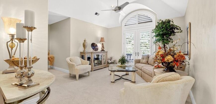 6006 West Shore Court, Parkville, MO 64152
