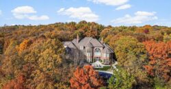 6006 West Shore Court, Parkville, MO 64152