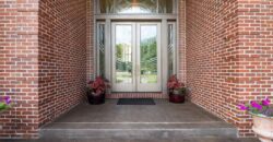 6006 West Shore Court, Parkville, MO 64152