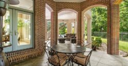 6006 West Shore Court, Parkville, MO 64152
