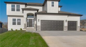 8973 NE 99th Street, Kansas City, MO 64157