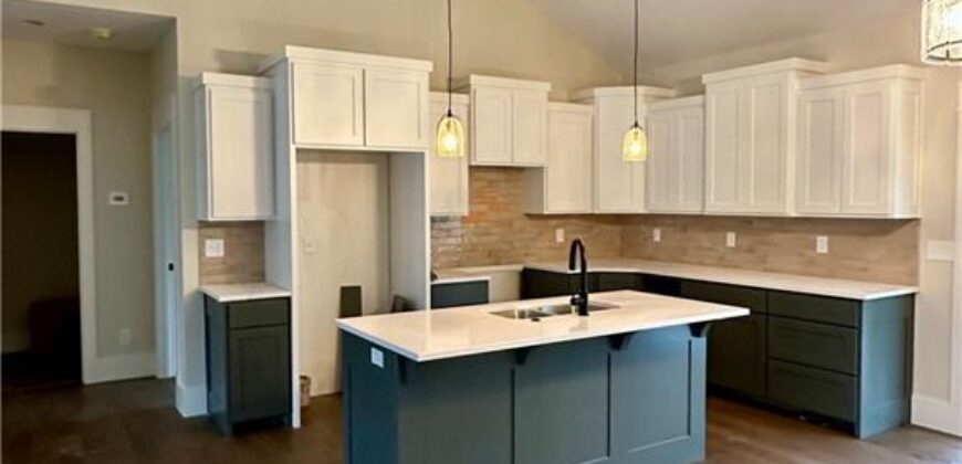 1322 Kristie Circle, Excelsior Springs, MO 64024