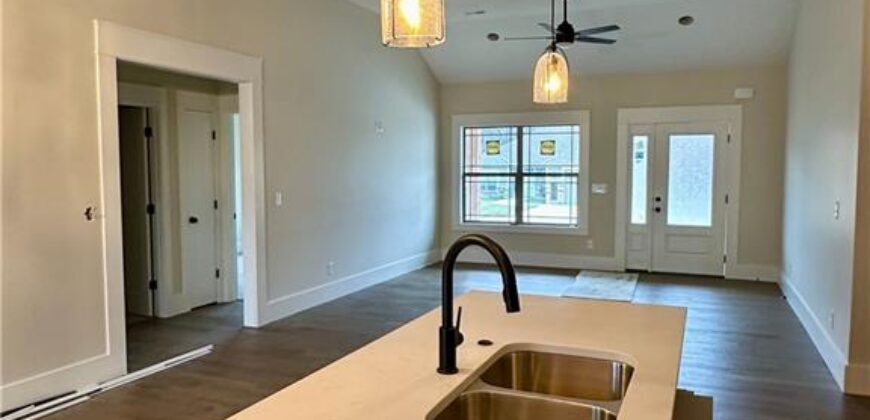 1322 Kristie Circle, Excelsior Springs, MO 64024