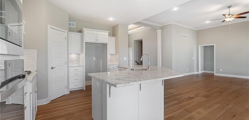 7000 NE 102nd Court, Kansas City, MO 64156