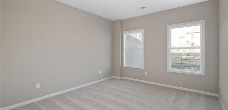 7000 NE 102nd Court, Kansas City, MO 64156