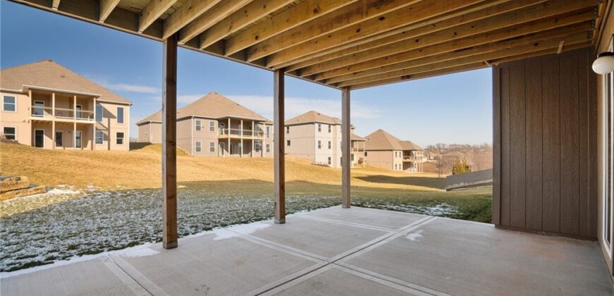 7000 NE 102nd Court, Kansas City, MO 64156