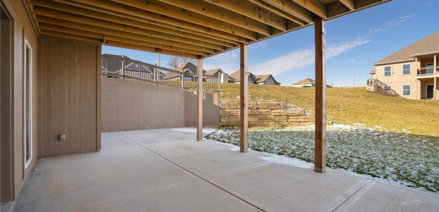 7000 NE 102nd Court, Kansas City, MO 64156